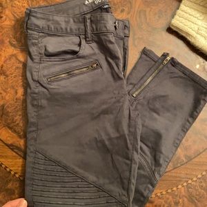 Charcoal grey American eagle pants